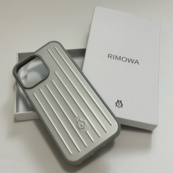 Rimowa Iphone Case Aluminum For Iphone 16 Pro - Picture 2 of 8
